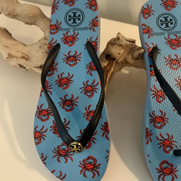 Tory Burch Crab Flip Flips Sz 8 - Picture 2 of 5